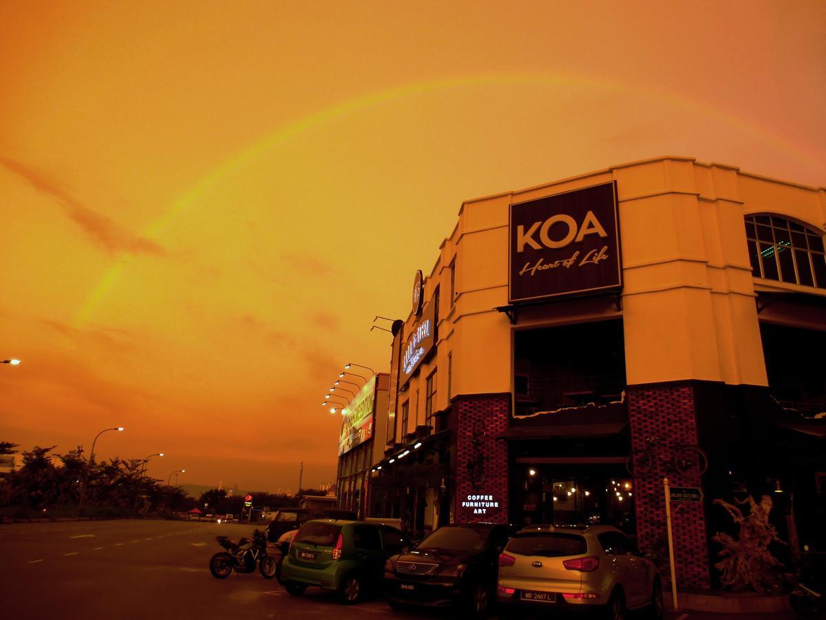 Отель Uptown Subang Airport Шах-Алам Экстерьер фото